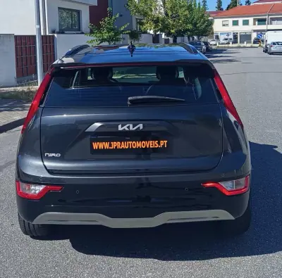 Kia e-Niro 2023 - 27990 EUR, 66300 km - 66300km - foto 8 de 20