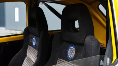 Volkswagen Carocha 1966 - 12500 EUR, 40000 km - AUTO.MOTO.pt - 40000km - foto 5 de 17