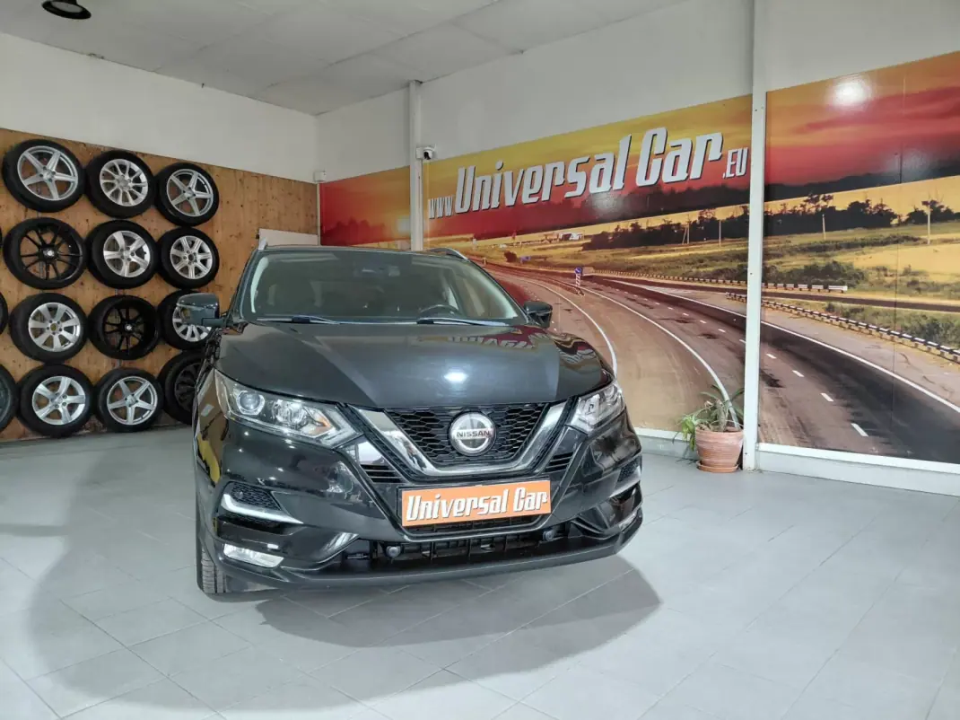 Nissan Qashqai 2018 - 18900 EUR, 99000 km - AUTO.MOTO.pt - 99000km - foto 1 de 16
