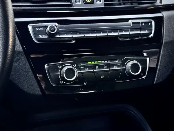 BMW X1 2017 - 16950 EUR, 124000 km - AUTO.MOTO.pt - 124000km - foto 14 de 21