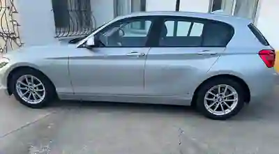 BMW 116 2016 - 10000 EUR, 212000 km - AUTO.MOTO.pt - 212000km - foto 4 de 25