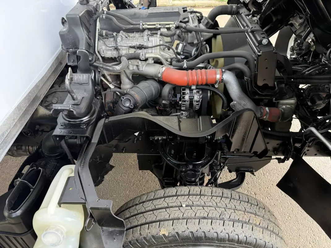 Mitsubishi 2019 - 27600 EUR, 144000 km - AUTO.MOTO.pt - 144000km - foto 24 de 25
