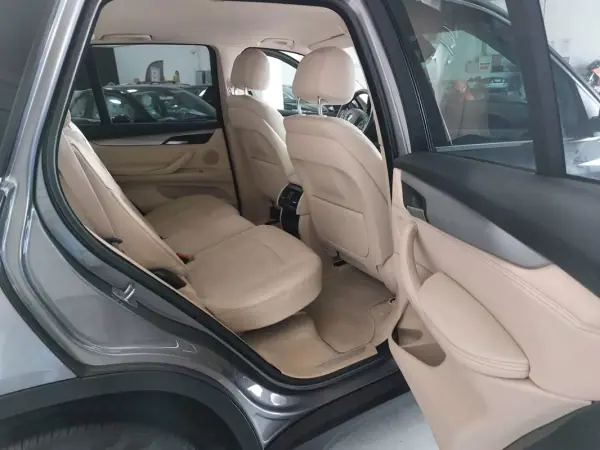 BMW X5 2019 - 43990 EUR, 66244 km - AUTO.MOTO.pt - 66244km - foto 13 de 24