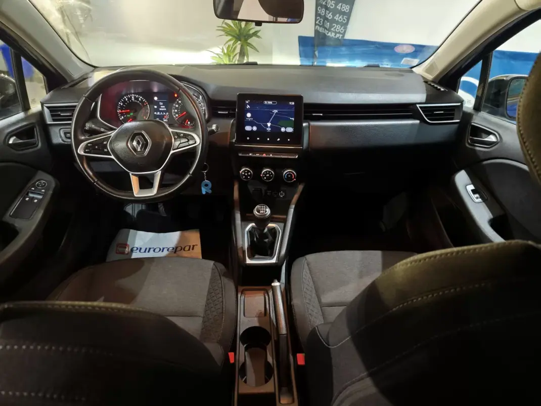 Renault Clio 2021 - 13350 EUR, 87000 km - AUTO.MOTO.pt - 87000km - foto 20 de 25