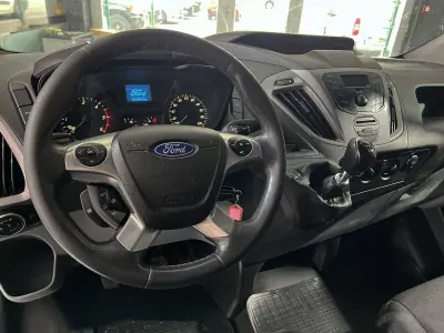 Ford 2014 - 14800 EUR, 166748 km - AUTO.MOTO.pt - 166748km - foto 9 de 18