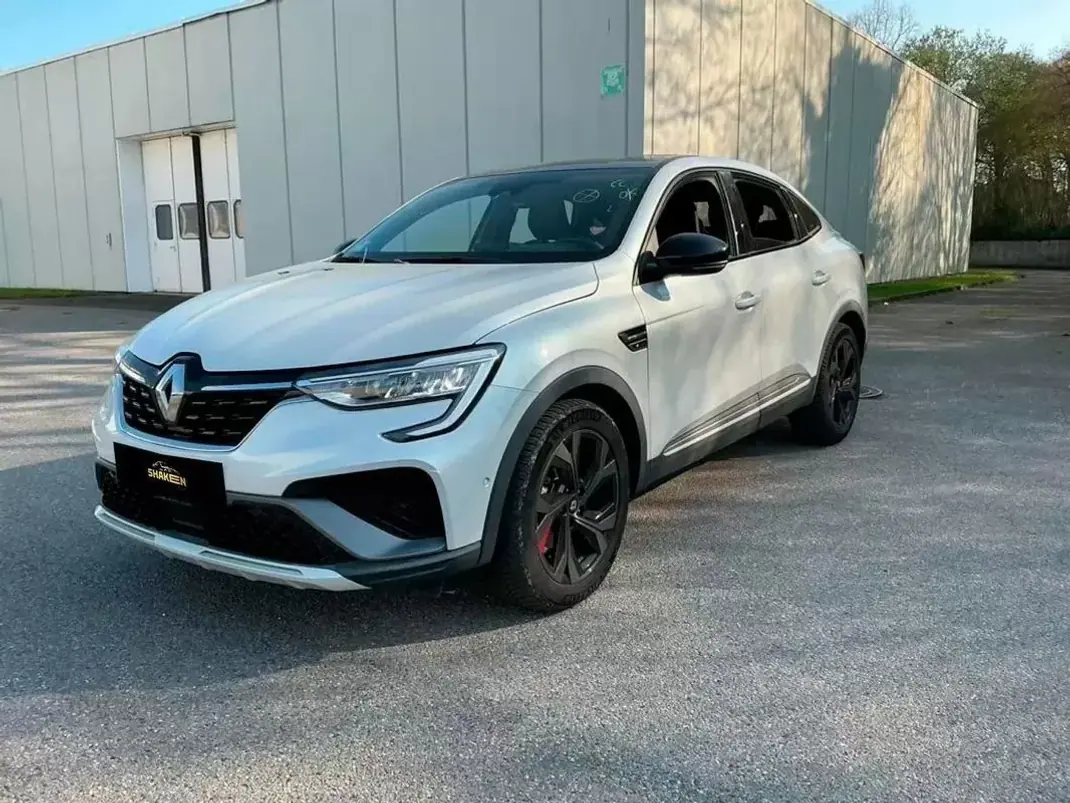 Renault Arkana 2021 - 19450 EUR, 71080 km - AUTO.MOTO.pt - 71080km - foto 1 de 11