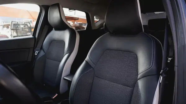 Renault Captur 2023 — foto 2 de 26