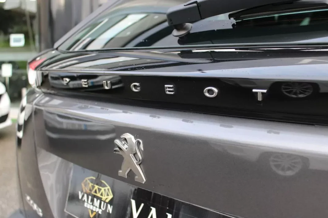 Peugeot 2008 2021 - 18700 EUR, 48176 km - AUTO.MOTO.pt - 48176km - foto 22 de 32