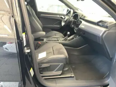 Audi Q3 Sportback 2022 - 33900 EUR, 80789 km - AUTO.MOTO.pt - 80789km - foto 3 de 7