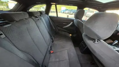 BMW 320 2015 - 17900 EUR, 321926 km - AUTO.MOTO.pt - 321926km - foto 18 de 23