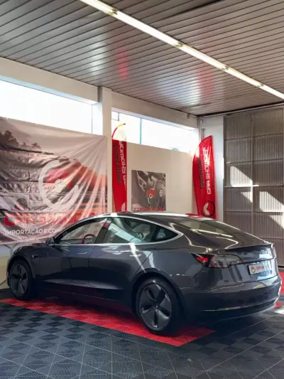 Tesla Model 3 2019 - 20900 EUR, 164000 km - 164000km - foto 6 de 11