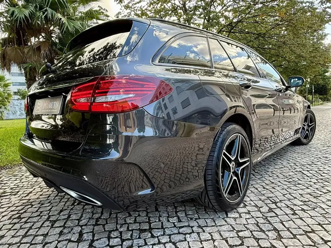 Mercedes-Benz C 300 2021 - 23990 EUR, 177850 km - 177850km - foto 27 de 49