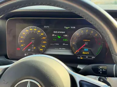 Mercedes-Benz E 300 2019 - 25900 EUR, 138000 km - AUTO.MOTO.pt - 138000km - foto 3 de 33