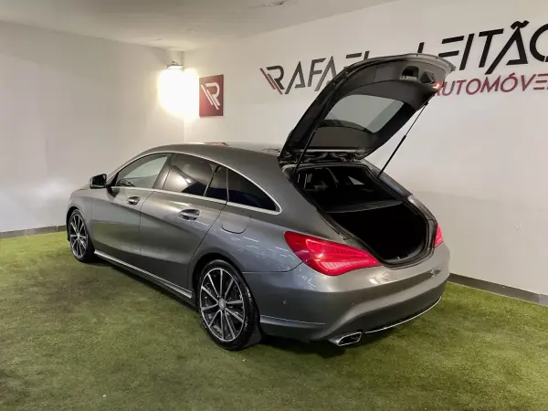 Mercedes-Benz CLA 180 2015 - 16500 EUR, 181000 km - 181000km - foto 27 de 28