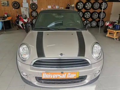 MINI Cooper 2013 - 12900 EUR, 166000 km - AUTO.MOTO.pt - 166000km - foto 2 de 17