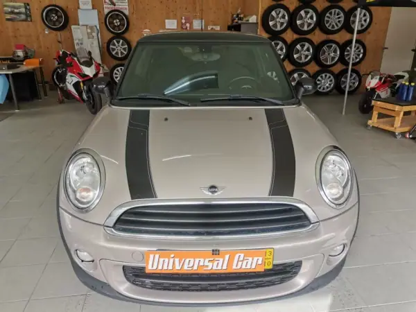 MINI Cooper 2013 - 12900 EUR, 166000 km - AUTO.MOTO.pt - 166000km - foto 2 de 17