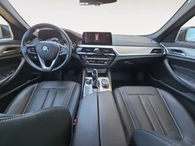 BMW 520 2019 - 24990 EUR, 90000 km - 90000km - foto 6 de 12