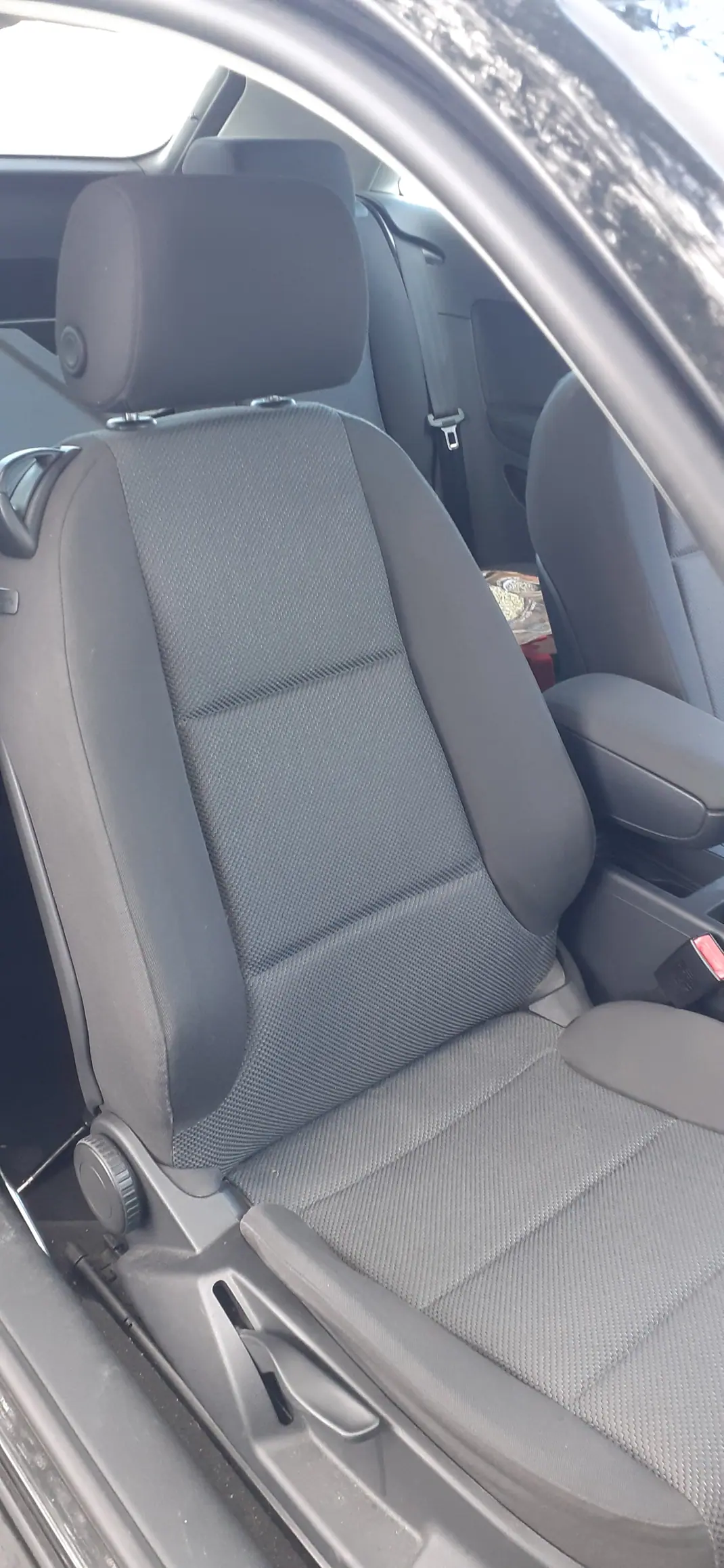 Audi A3 2010 - 6500 EUR, 195000 km - AUTO.MOTO.pt - 195000km - foto 6 de 7