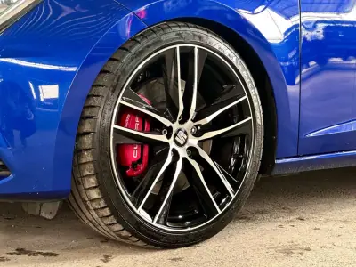 SEAT Leon 2018 - 38900 EUR, 86518 km - AUTO.MOTO.pt - 86518km - foto 2 de 32