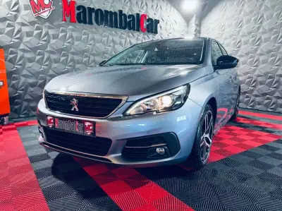 Peugeot 308 2018 - 11990 EUR, 102610 km - AUTO.MOTO.pt - 102610km - foto 8 de 32
