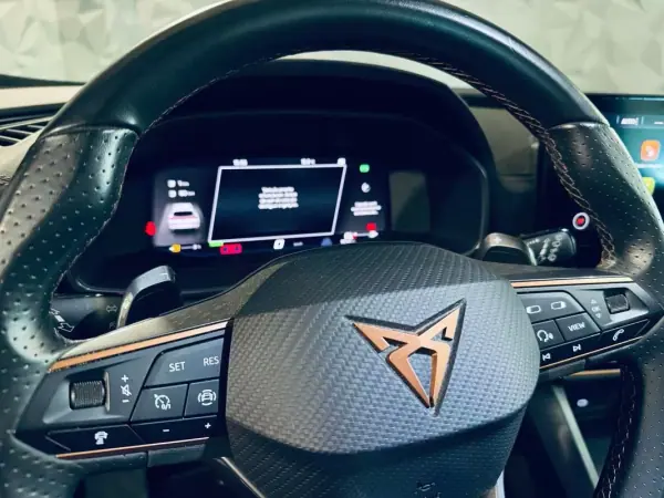 Cupra Formentor 2022 - 25990 EUR, 22968 km - AUTO.MOTO.pt - 22968km - foto 24 de 33