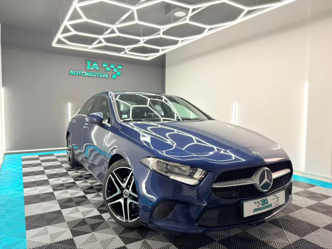 Mercedes-Benz A 180 Limousine 2020 - 19500 EUR, 136000 km - AUTO.MOTO.pt - 136000km - foto 4 de 20