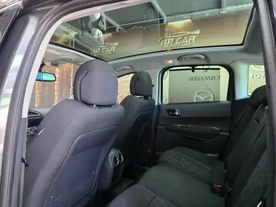 Peugeot 3008 2010 - 7990 EUR, 220000 km - AUTO.MOTO.pt - 220000km - foto 8 de 20