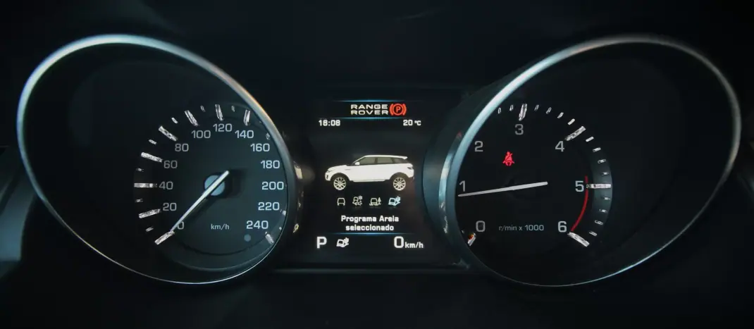 Land Rover Range Rover Evoque 2013 - 18990 EUR, 209500 km - AUTO.MOTO.pt - 209500km - foto 20 de 50