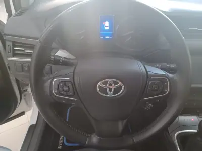 Toyota Avensis Touring Sports 2016 - 15980 EUR, 120621 km - AUTO.MOTO.pt - 120621km - foto 12 de 45
