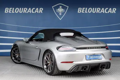 Porsche 718 Spyder 2020 - 130000 EUR, 12396 km - AUTO.MOTO.pt - 12396km - foto 7 de 28