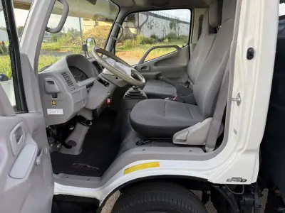 Toyota 2007 - 19900 EUR, 230000 km - AUTO.MOTO.pt - 230000km - foto 10 de 19