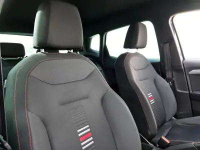 SEAT Arona 2020 - 14500 EUR, 61900 km - AUTO.MOTO.pt - 61900km - foto 33 de 42