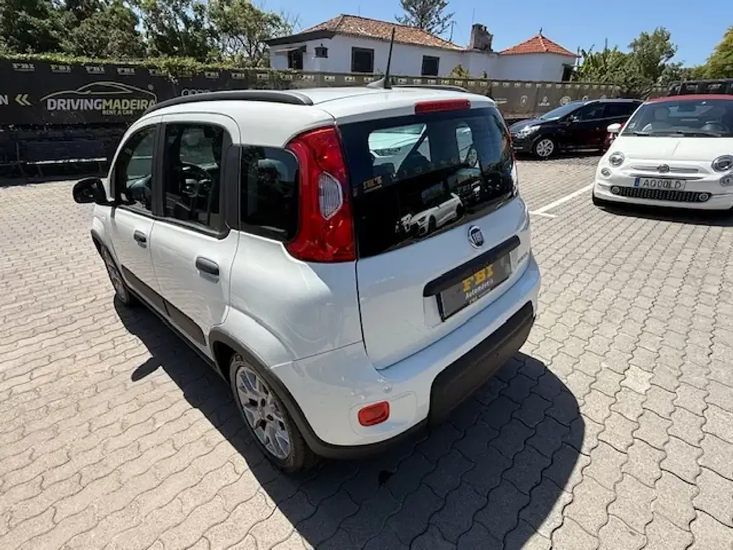 Fiat Panda 2022 - 9900 EUR, 91235 km - AUTO.MOTO.pt - 91235km - foto 9 de 12
