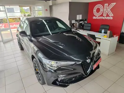 Alfa Romeo Stelvio 2021 - 63500 EUR, 68900 km - AUTO.MOTO.pt - 68900km - foto 2 de 33