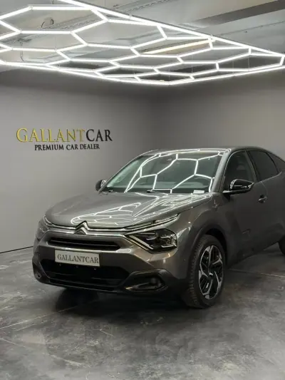 Citroën C4 2023 - 18800 EUR, 36418 km - AUTO.MOTO.pt - 36418km - foto 2 de 19