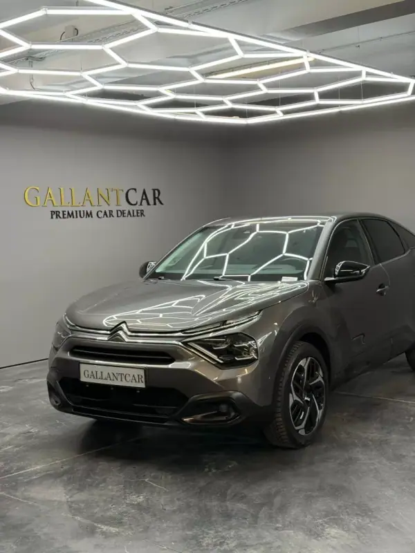 Citroën C4 2023 - 18800 EUR, 36418 km - AUTO.MOTO.pt - 36418km - foto 2 de 19