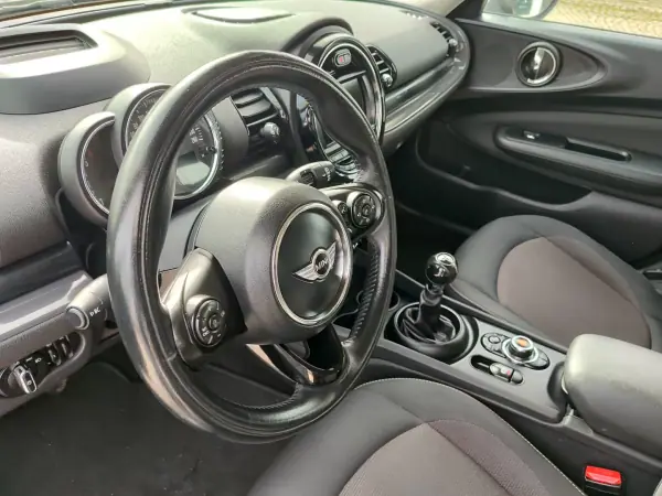 MINI Clubman 2017 - 14790 EUR, 212000 km - AUTO.MOTO.pt - 212000km - foto 14 de 21