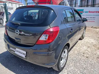 Opel Corsa 2014 - 5650 EUR, 148851 km - AUTO.MOTO.pt - 148851km - foto 9 de 25