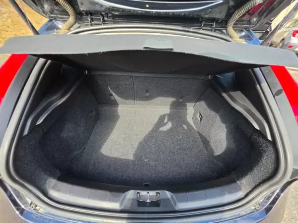 Volvo V40 2015 - 11750 EUR, 178697 km - 178697km - foto 18 de 18