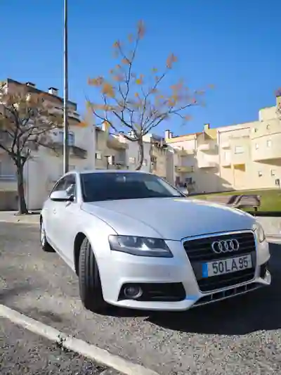 Audi A4 Avant 2010 - 10000 EUR, 232000 km - AUTO.MOTO.pt - 232000km - foto 4 de 10