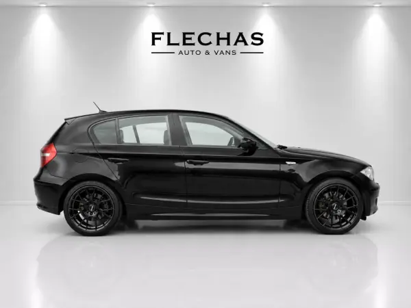 BMW 120 2008 - 6900 EUR, 268000 km - AUTO.MOTO.pt - 268000km - foto 3 de 6