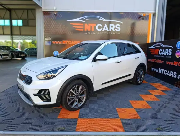 Kia Niro 1.6 GDI HEV Drive 2022 Híbrido (Gasolina)