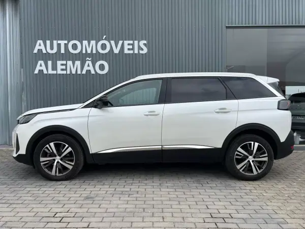 Peugeot 5008 2024 - 29750 EUR, 32015 km - AUTO.MOTO.pt - 32015km - foto 4 de 22