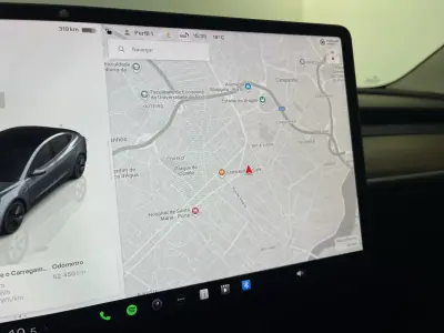 Tesla Model 3 2022 - 29700 EUR, 49000 km - AUTO.MOTO.pt - 49000km - foto 23 de 43