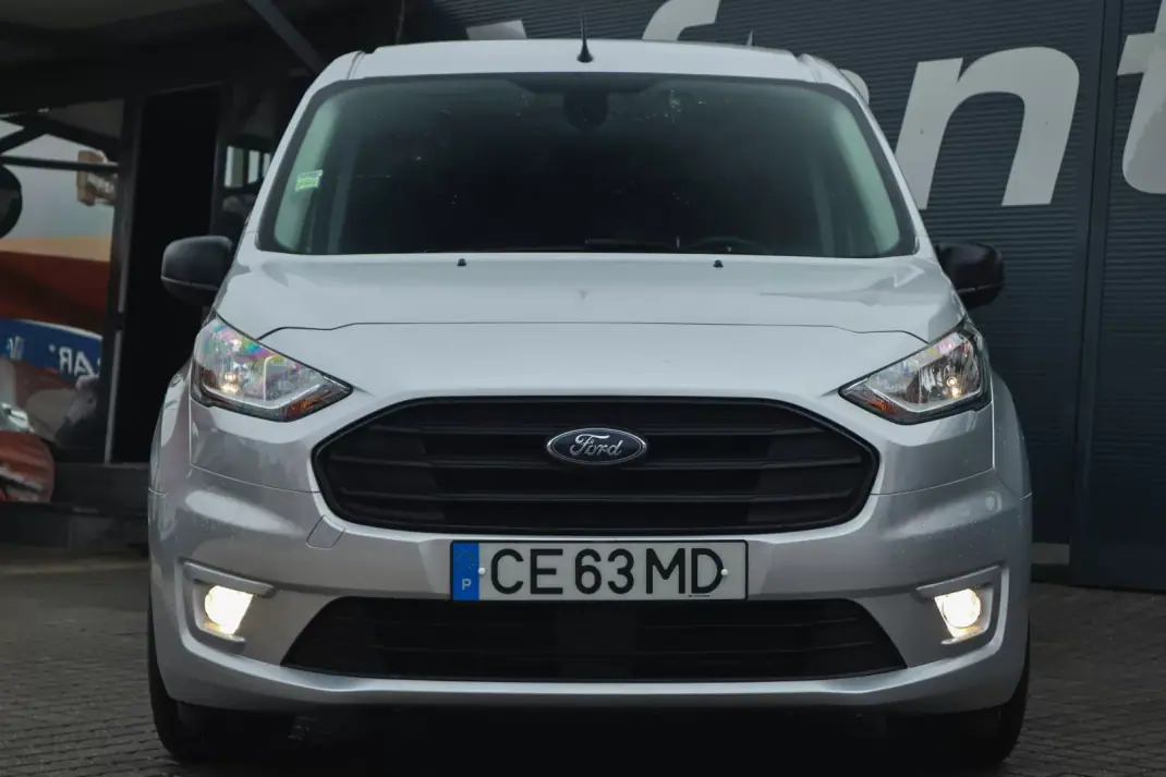 Ford Transit Connect 2021 - 19880 EUR, 69888 km - AUTO.MOTO.pt - 69888km - foto 21 de 33
