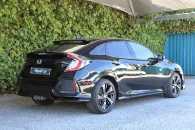 Honda Civic 2019 - 22900 EUR, 75000 km - 75000km - foto 8 de 18