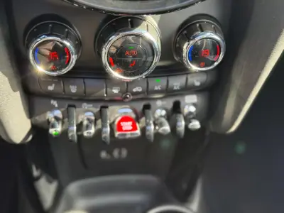 MINI John Cooper Works 2018 - 27900 EUR, 51250 km - AUTO.MOTO.pt - 51250km - foto 20 de 28