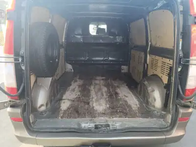 Mercedes-Benz VITO 109 CDI 3L 2012 - 15900 EUR, 177378 km - AUTO.MOTO.pt - 177378km - foto 19 de 20