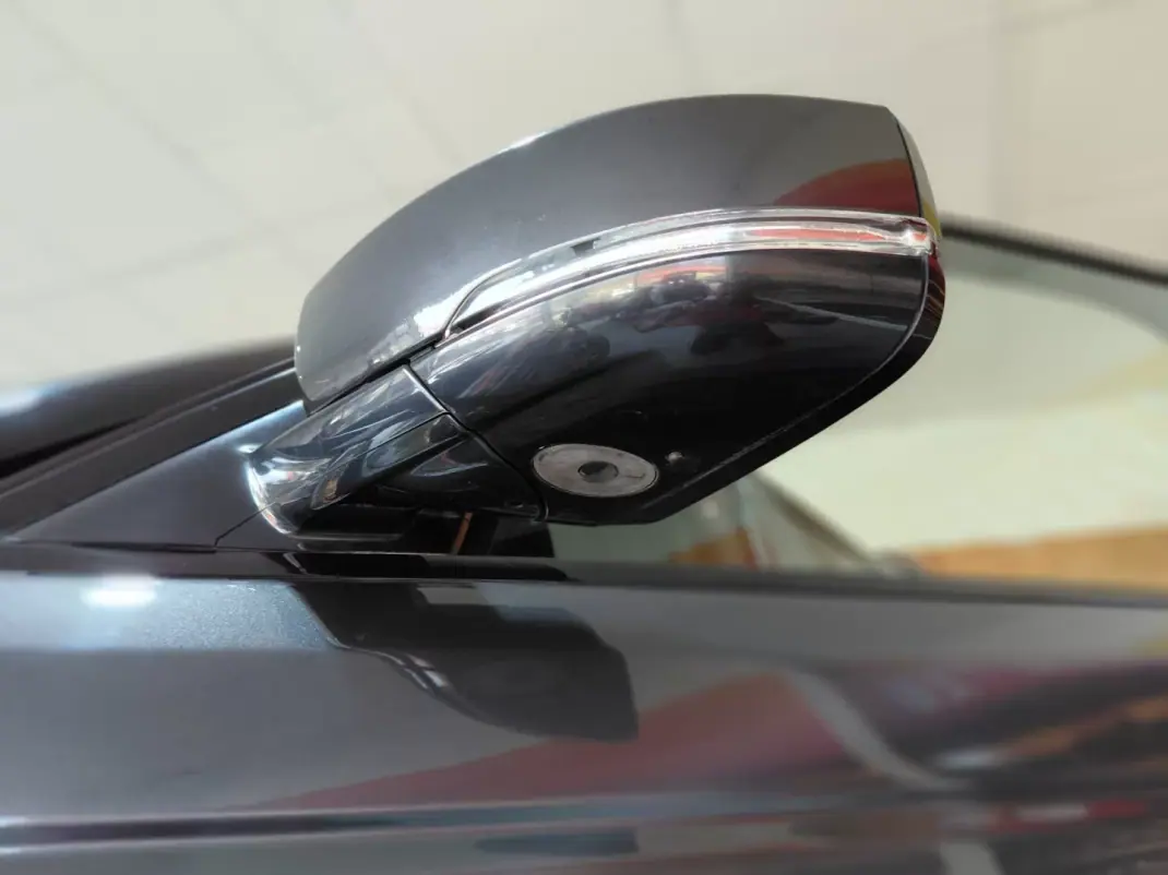 Land Rover Range Rover Sport 2019 - 57900 EUR, 128000 km - AUTO.MOTO.pt - 128000km - foto 18 de 34