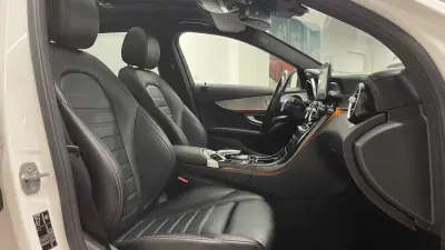 Mercedes-Benz C 43 AMG 2016 - 39990 EUR, 128967 km - AUTO.MOTO.pt - 128967km - foto 31 de 55